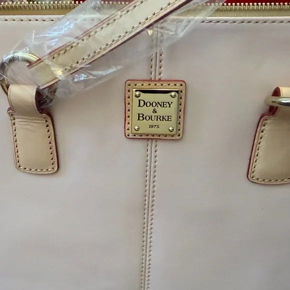 NWT Dooney & Bourke Wexford Leather Large Becky Tote - Picture 7 of 11